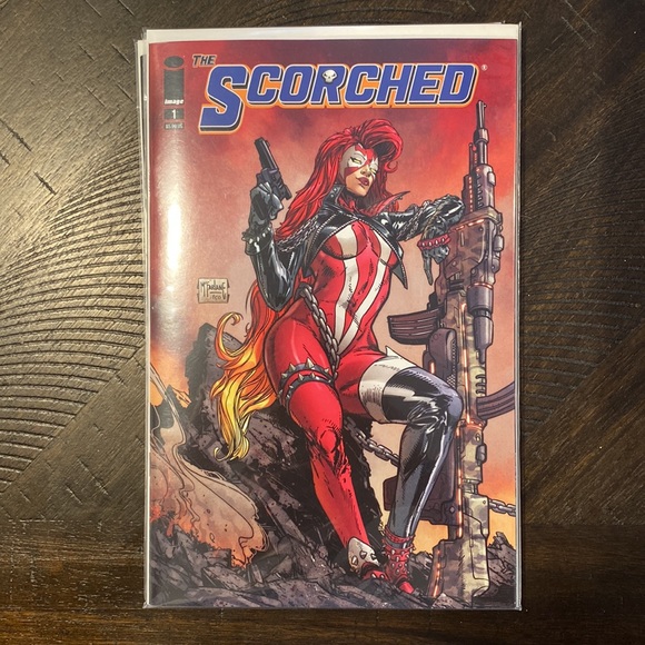 The Scorched #1 3-book Variant lot - Picture 2 of 3